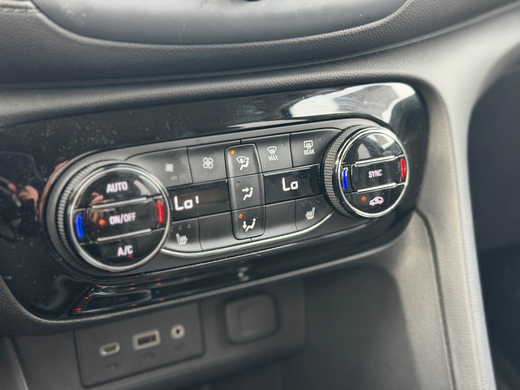 2022 Buick Encore GX Essence AWD Cuir in Terrebonne, Quebec - 19 - w1024h768px