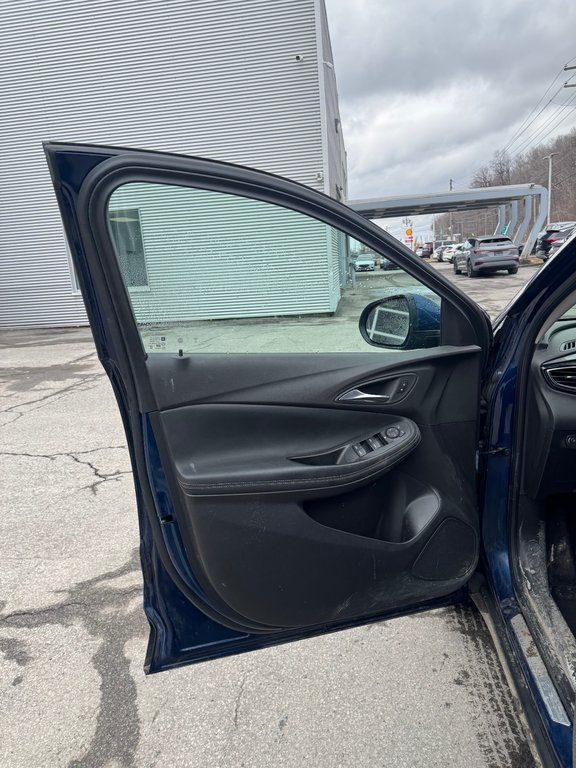 2022 Buick Encore GX Preferred AWD Bas Kilométrage in Terrebonne, Quebec - 8 - w1024h768px