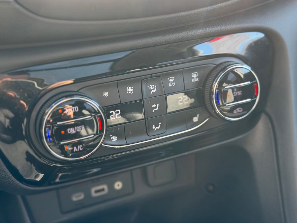 2023 Buick Encore GX Essence AWD Cuir in Terrebonne, Quebec - 19 - w1024h768px