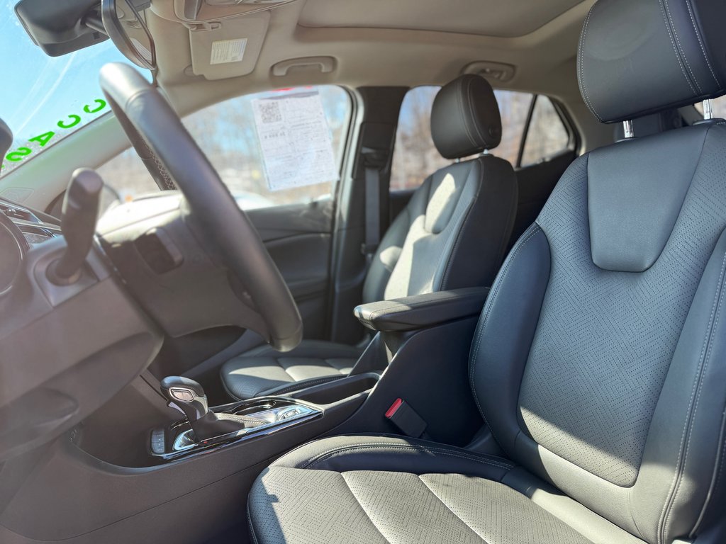 2023 Buick Encore GX Essence AWD Cuir in Terrebonne, Quebec - 10 - w1024h768px