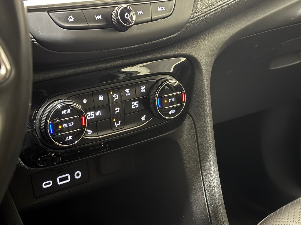2023 Buick Encore GX Essence AWD Cuir in Terrebonne, Quebec - 20 - w1024h768px
