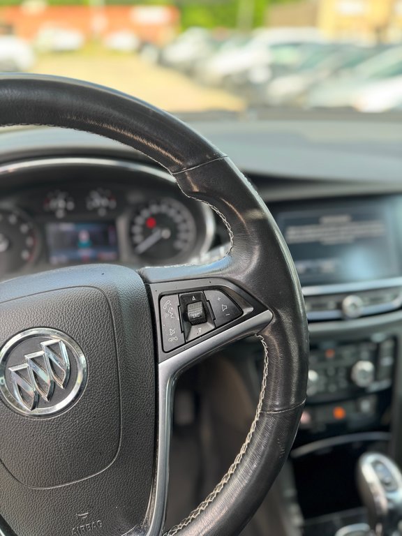 Buick Encore Essence Cuir Toit Ouvrant Bas Kilométrage 2019 à Terrebonne, Québec - 18 - w1024h768px