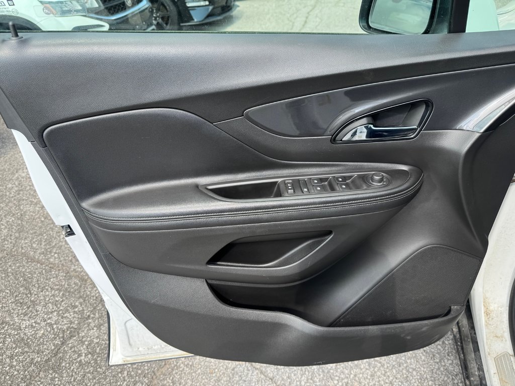 Buick Encore Essence Cuir Toit Ouvrant Bas Kilométrage 2019 à Terrebonne, Québec - 8 - w1024h768px