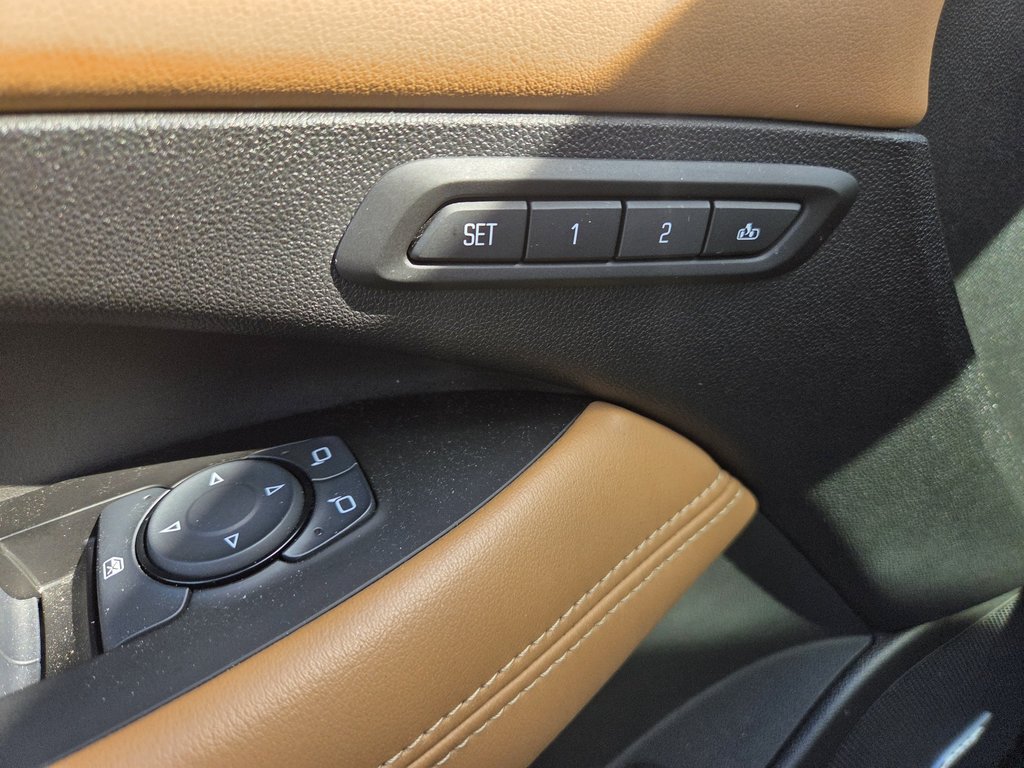 Buick LaCrosse Premium, CUIR, TOIT, HUD, NAV 2017 à Boucherville, Québec - 23 - w1024h768px
