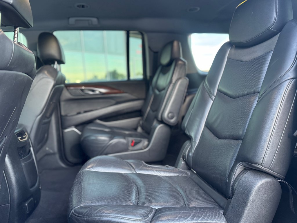 Cadillac Escalade ESV Cuir Navigation 2018 à Terrebonne, Québec - 22 - w1024h768px
