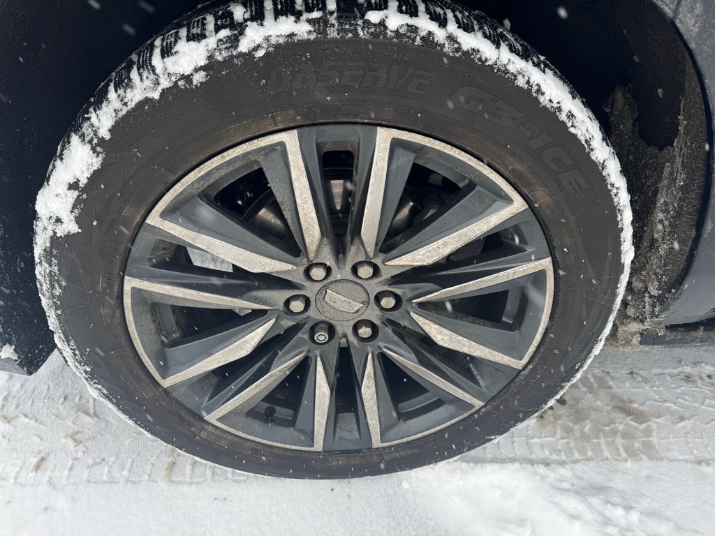 2022 Cadillac Escalade Sport in Montreal, Quebec - 3 - w1024h768px