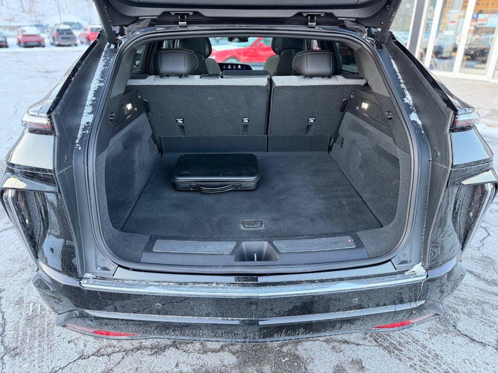 Cadillac LYRIQ Tech Toit Vitre Cuir Bas Kilométrage 2024 à Terrebonne, Québec - 25 - w1024h768px