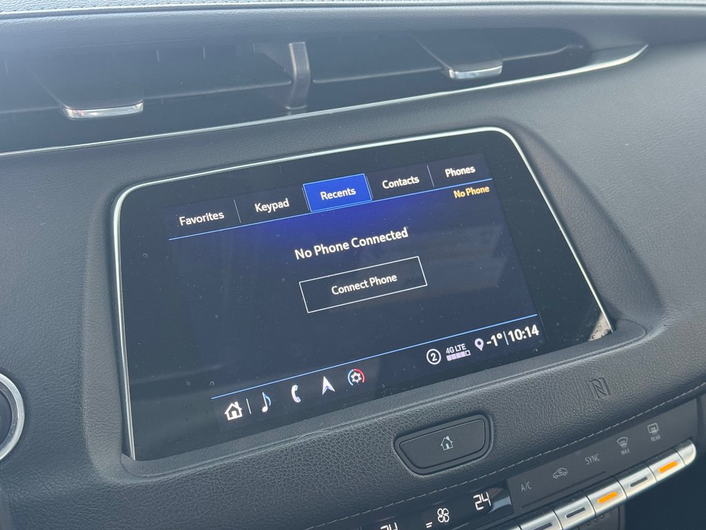 2020 Cadillac XT4 AWD Premium Luxury Bas Kilométrage in Terrebonne, Quebec - 18 - w1024h768px