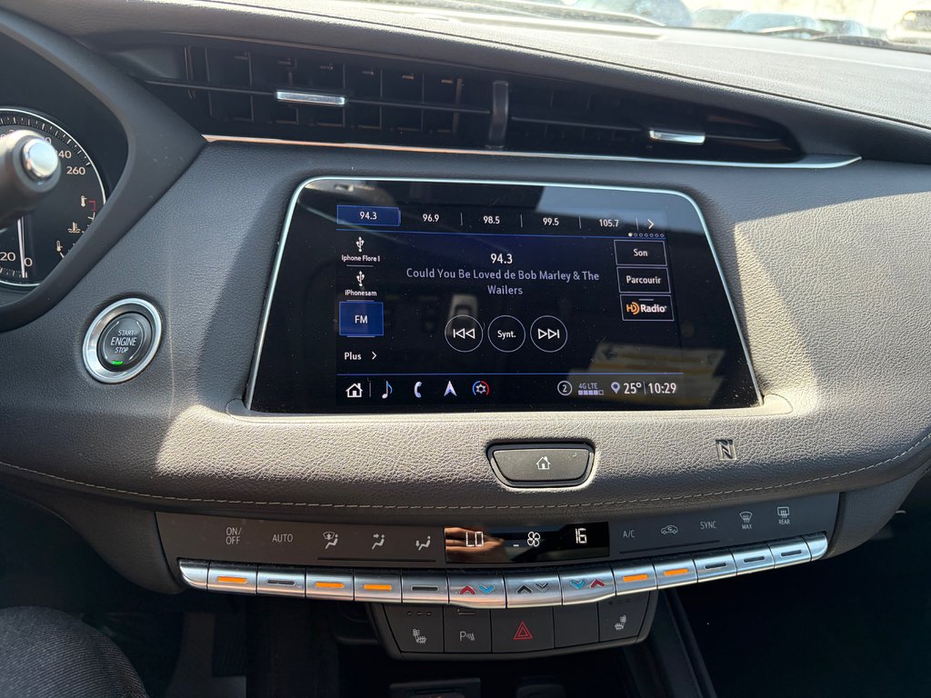2020 Cadillac XT4 AWD PREMIUM LUXURY CUIR TOIT PANO in Boucherville, Quebec - 22 - w1024h768px