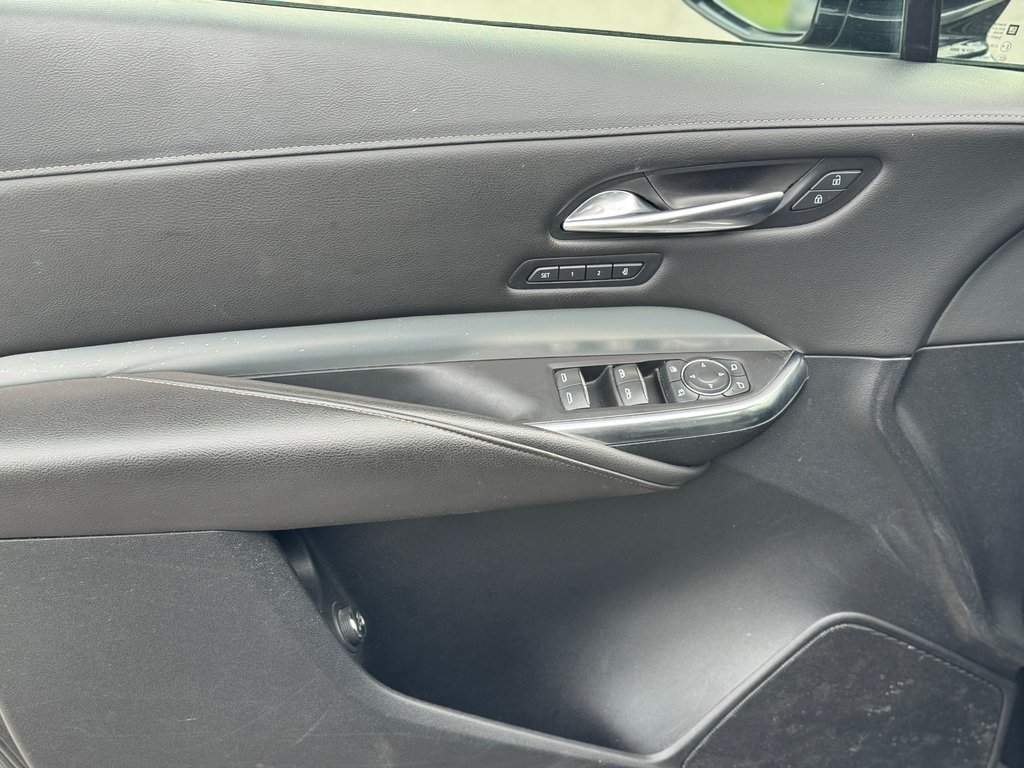 Cadillac XT4 AWD Premium Luxury Caméra De Recul 2021 à Terrebonne, Québec - 8 - w1024h768px