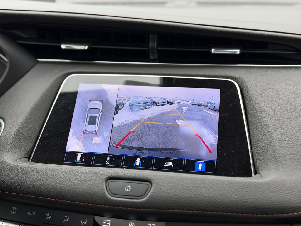 Cadillac XT4 AWD Sport Bas Kilométrage 2023 à Terrebonne, Québec - 18 - w1024h768px