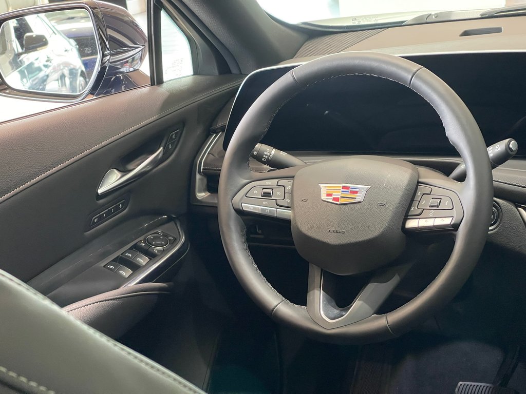 Cadillac XT4 Premium Luxury 2024 à Montréal, Québec - 12 - w1024h768px