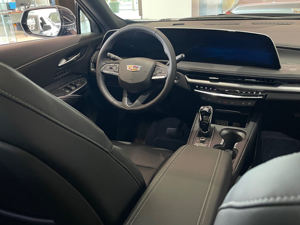 Cadillac XT4 Premium Luxury 2024 à Montréal, Québec - 10 - w1024h768px