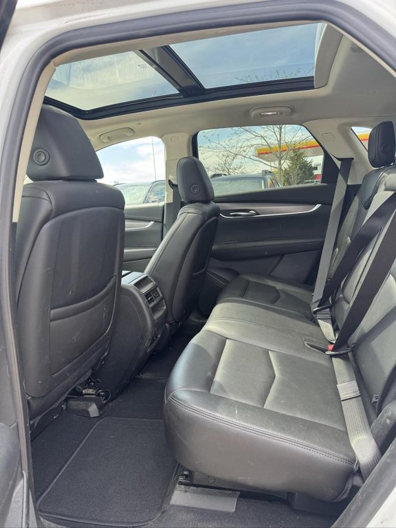 2019 Cadillac XT5 Luxury AWD Cuir Toit Panoramique in Terrebonne, Quebec - 10 - w1024h768px