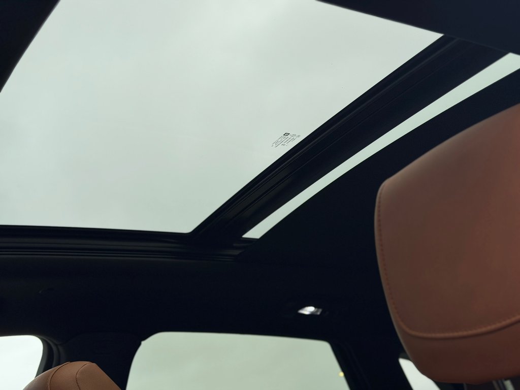 Cadillac XT5 AWD Premium Luxury Bas Kilométrage 2024 à Terrebonne, Québec - 12 - w1024h768px