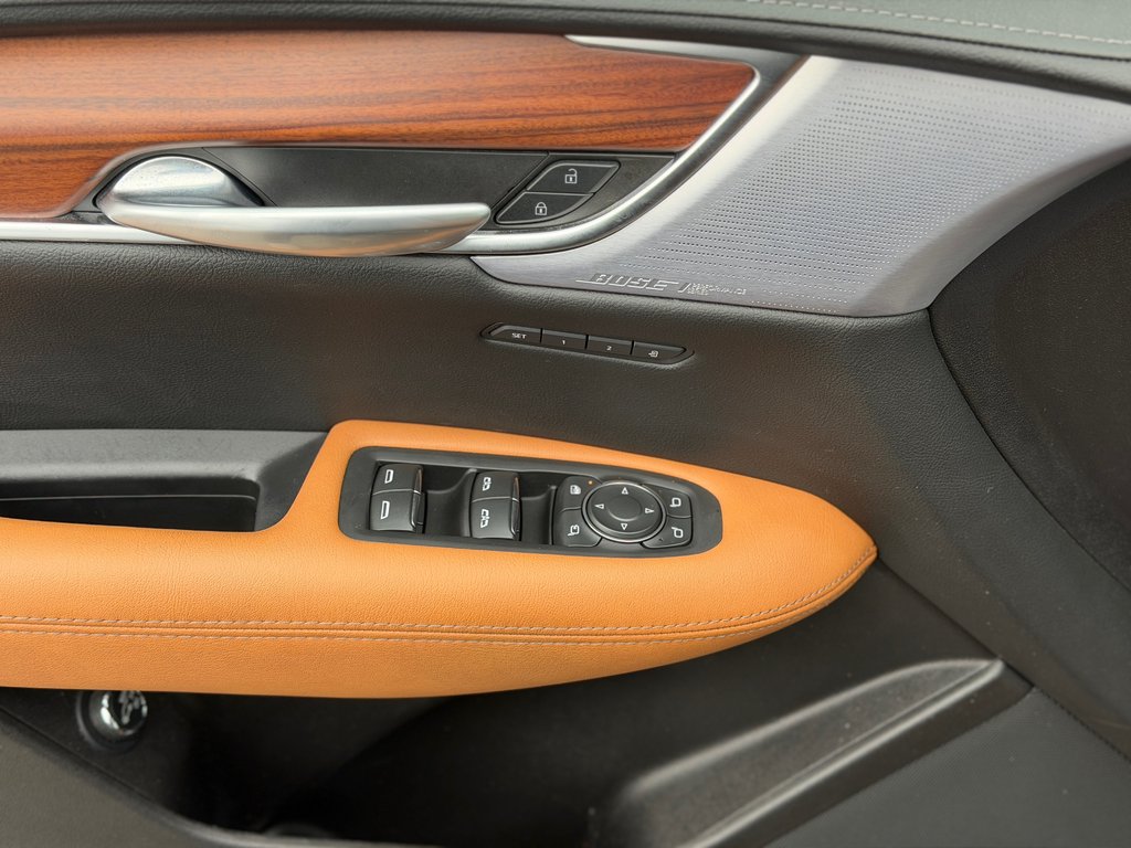 Cadillac XT5 AWD Premium Luxury Bas Kilométrage 2024 à Terrebonne, Québec - 8 - w1024h768px