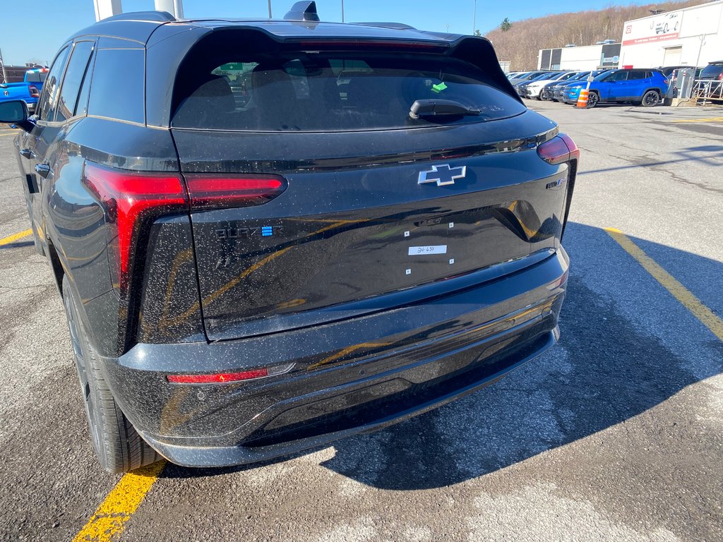 2024 Chevrolet Blazer EV RS in Terrebonne, Quebec - 4 - w1024h768px