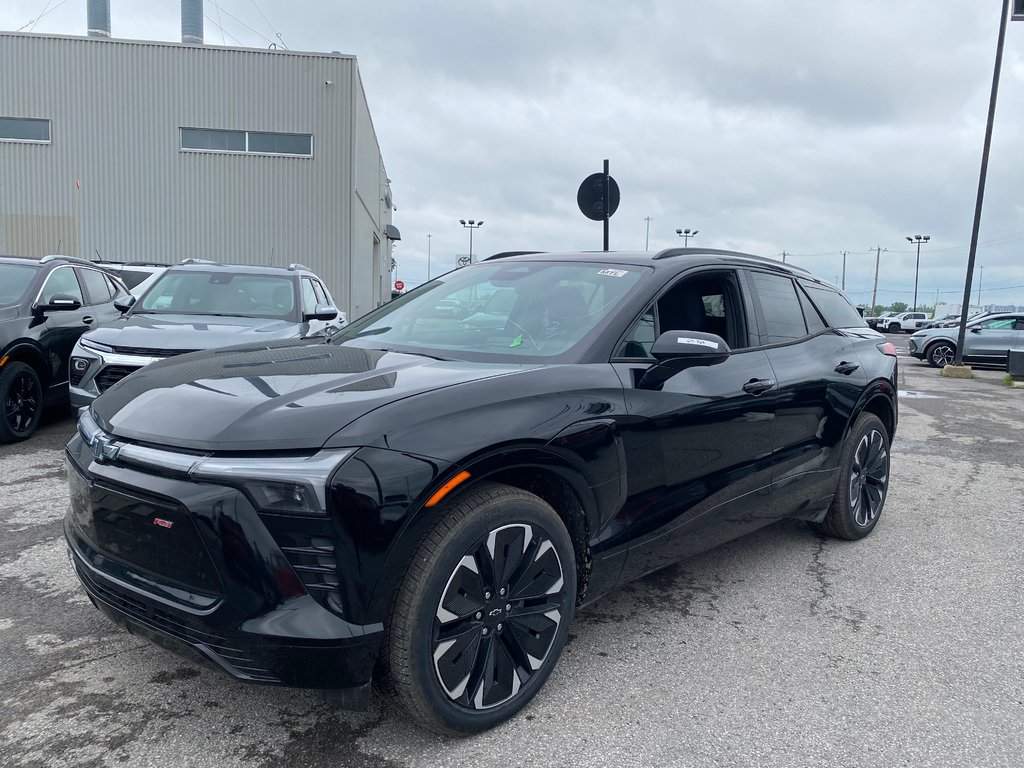 Chevrolet Blazer EV RS 2024 à Terrebonne, Québec - 3 - w1024h768px