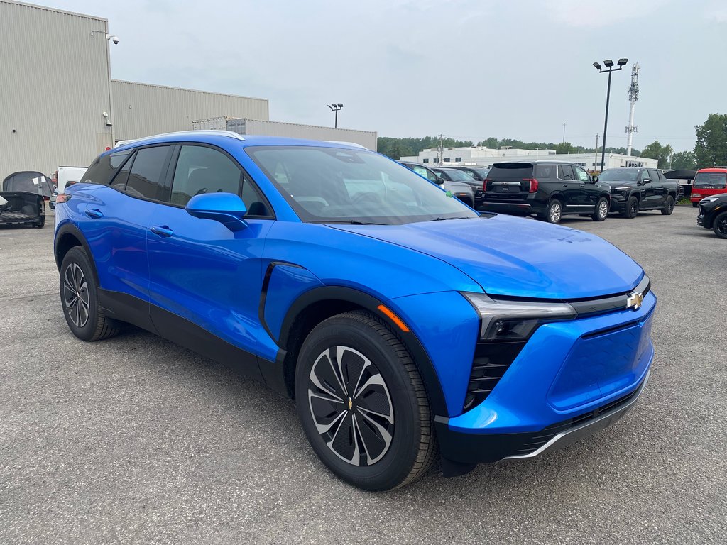 Chevrolet Blazer EV 2LT 2024 à Terrebonne, Québec - 1 - w1024h768px