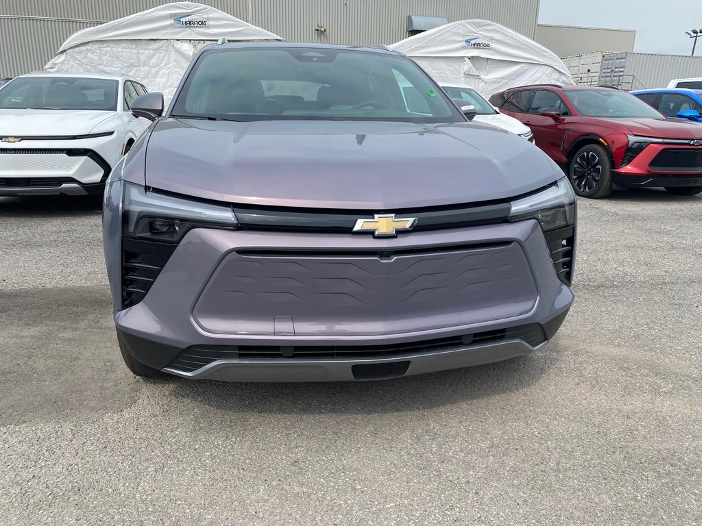 Chevrolet Blazer EV 2LT 2024 à Terrebonne, Québec - 2 - w1024h768px