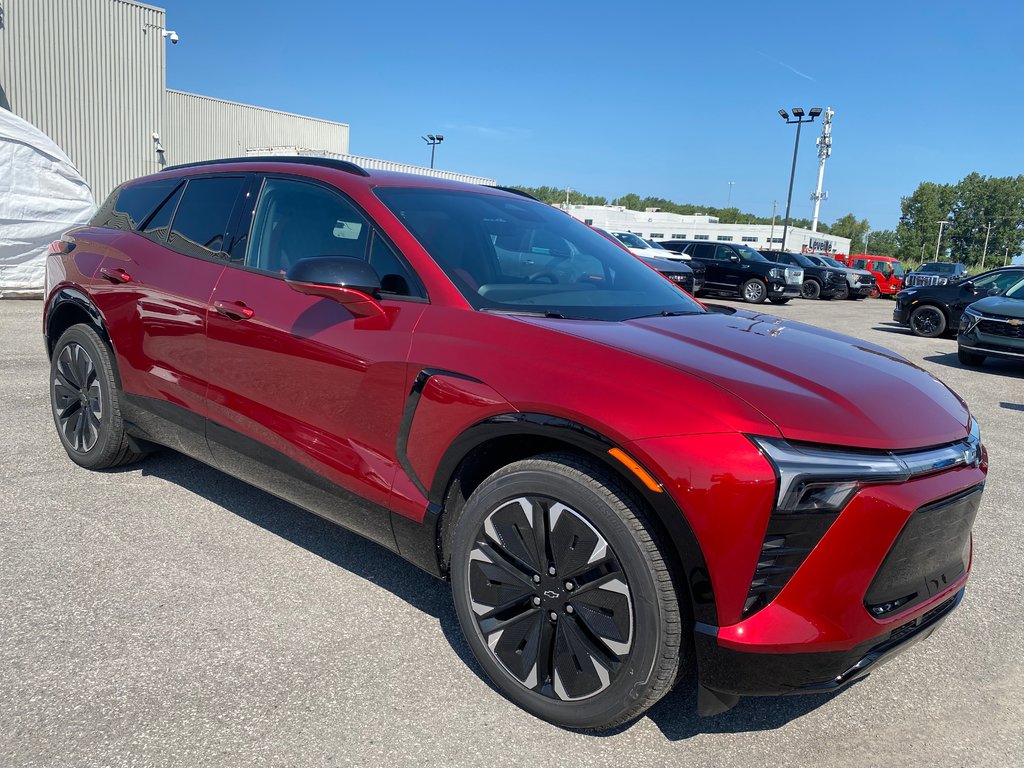 Chevrolet Blazer EV RS 2024 à Terrebonne, Québec - 1 - w1024h768px