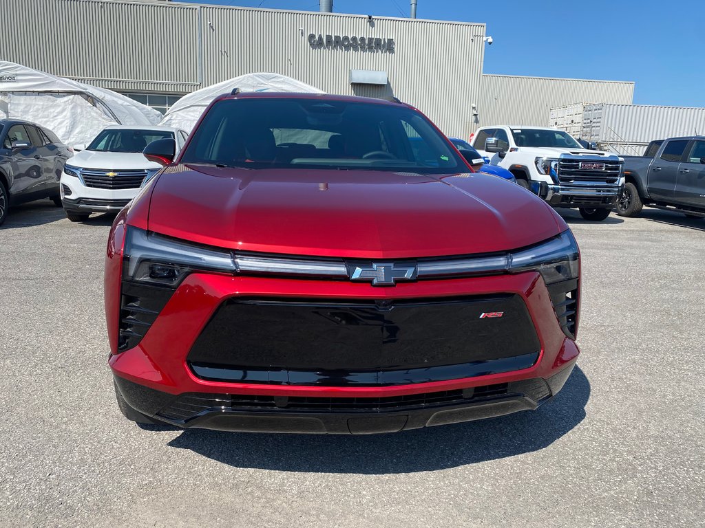 Chevrolet Blazer EV RS 2024 à Terrebonne, Québec - 2 - w1024h768px