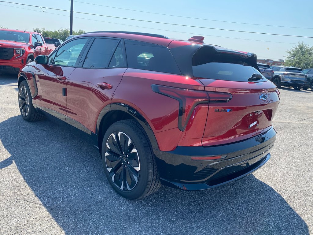 2024 Chevrolet Blazer EV RS in Terrebonne, Quebec - 5 - w1024h768px