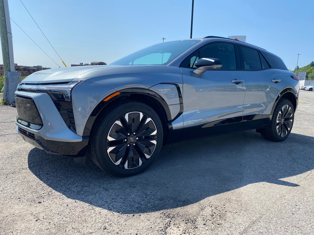 Chevrolet Blazer EV RS 2024 à Terrebonne, Québec - 3 - w1024h768px