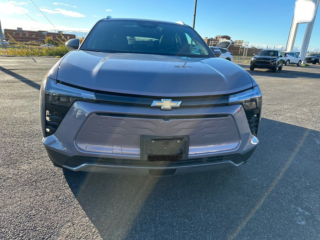 Chevrolet Blazer EV 2LT 2024 à Terrebonne, Québec - 2 - w1024h768px