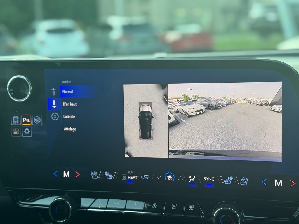 2024 Chevrolet Blazer EV AWD RS Cuir in Terrebonne, Quebec - 17 - w1024h768px