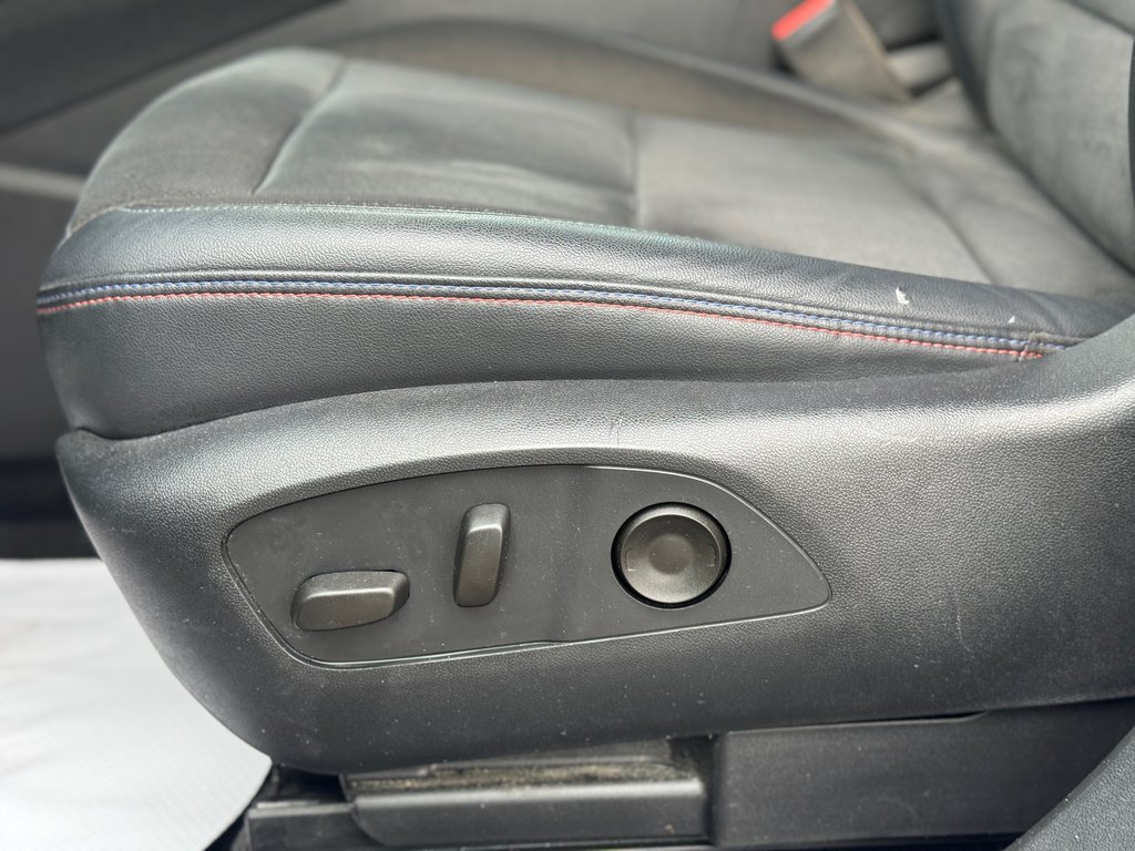 Chevrolet Blazer EV eAWD RS 2024 à Terrebonne, Québec - 9 - w1024h768px