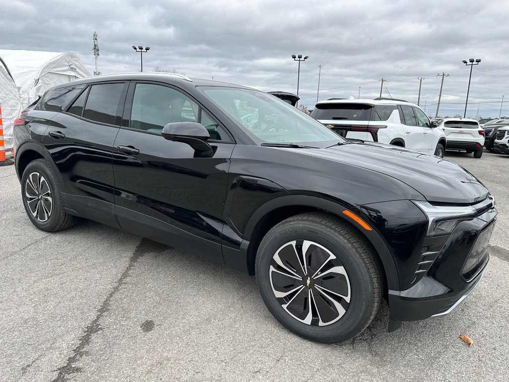 2025 Chevrolet Blazer EV LT in Terrebonne, Quebec - 1 - w1024h768px