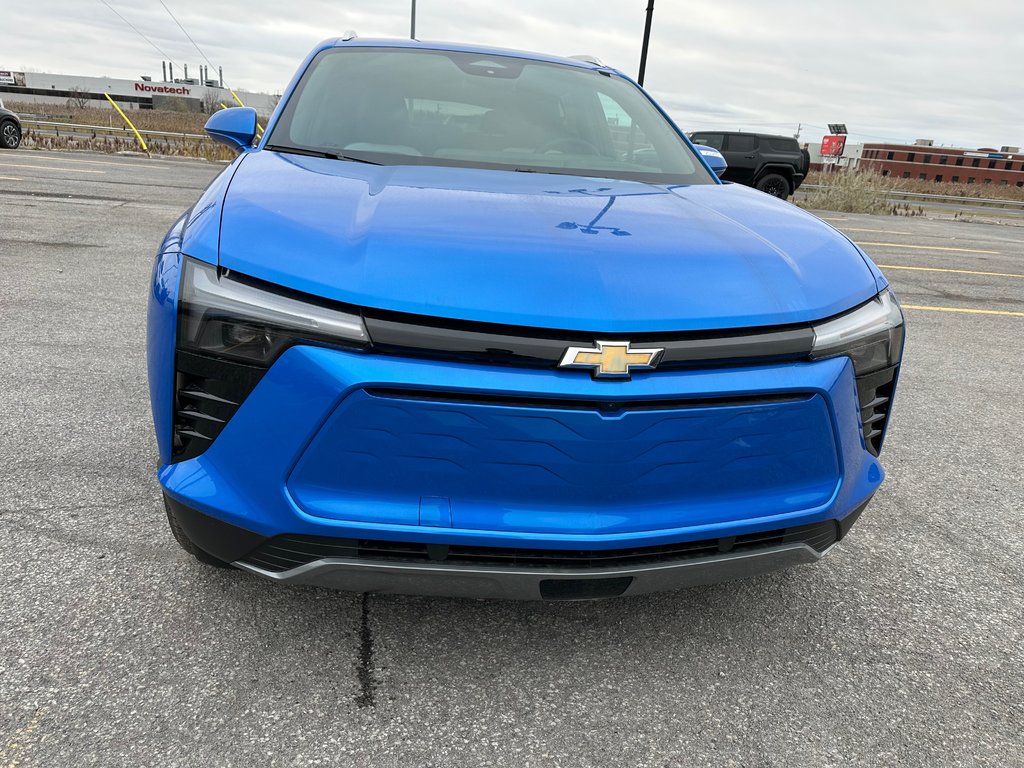 2025 Chevrolet Blazer EV LT in Terrebonne, Quebec - 2 - w1024h768px