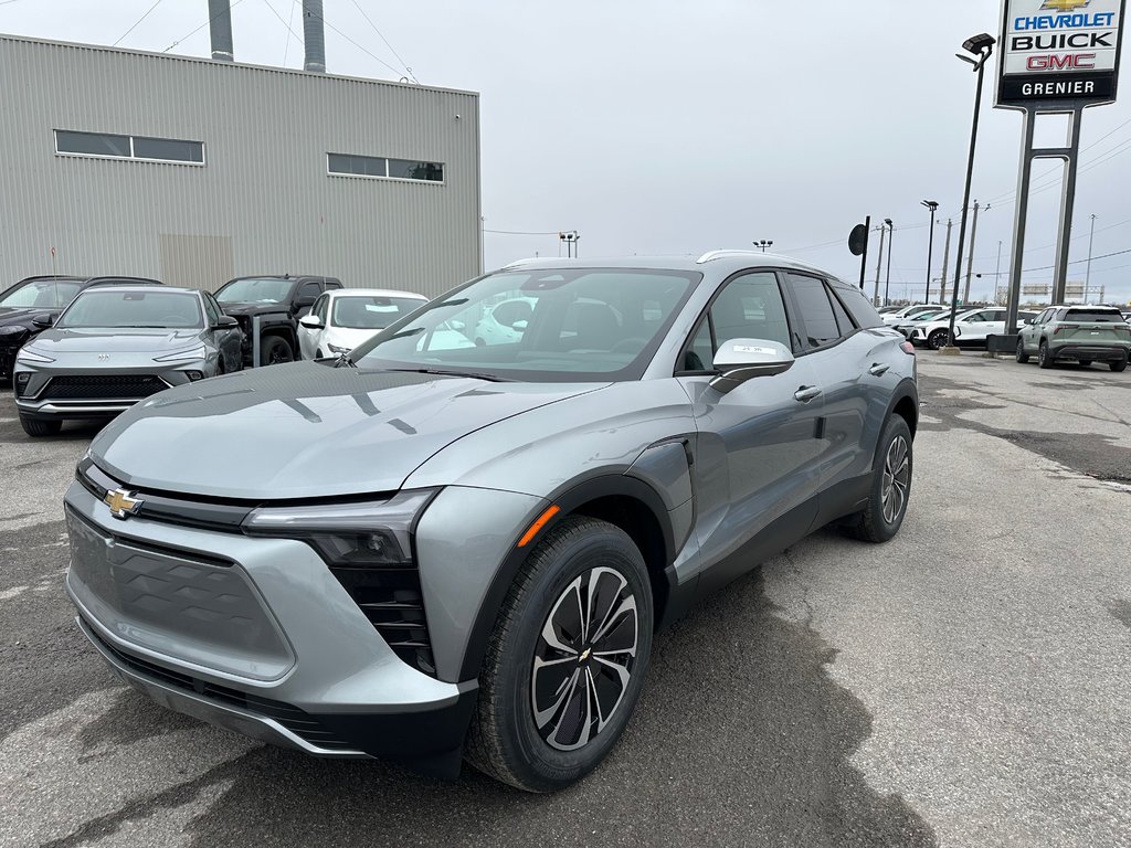 Chevrolet Blazer EV LT 2025 à Terrebonne, Québec - 3 - w1024h768px