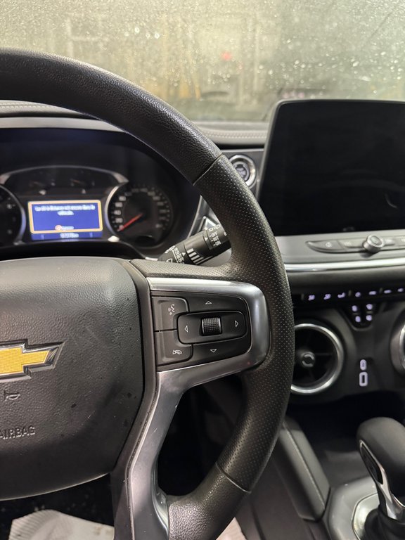 Chevrolet Blazer LT AWD V6 2023 à Terrebonne, Québec - 14 - w1024h768px