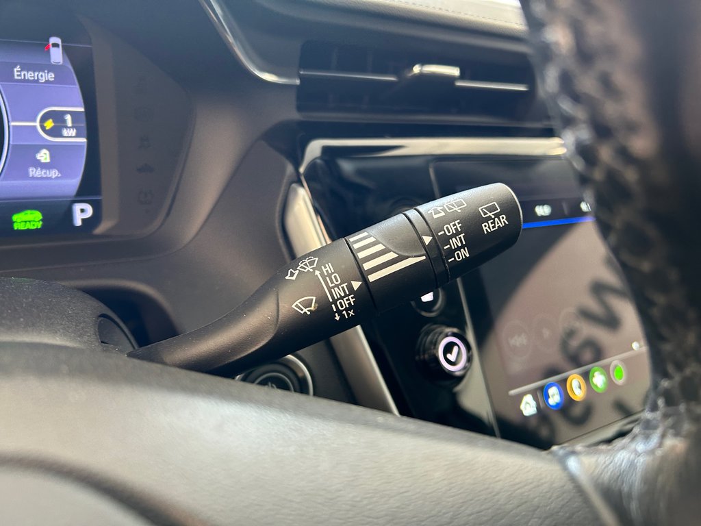 2023 Chevrolet BOLT EUV LT in Boucherville, Quebec - 31 - w1024h768px