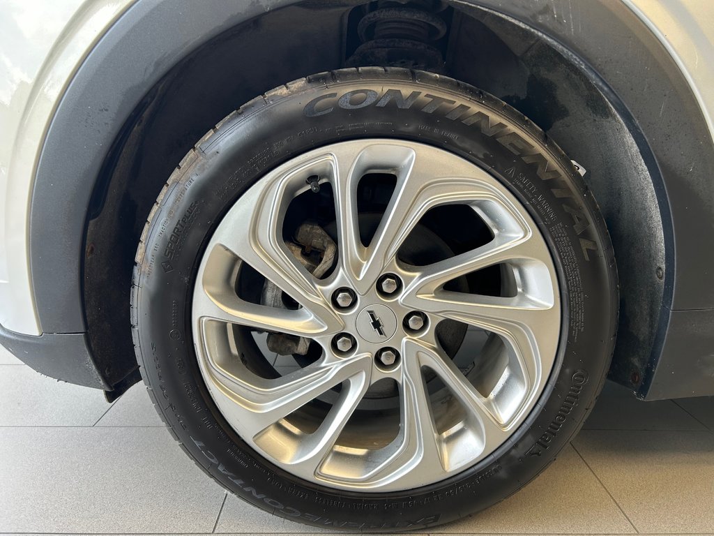 2023 Chevrolet BOLT EUV LT in Boucherville, Quebec - 15 - w1024h768px