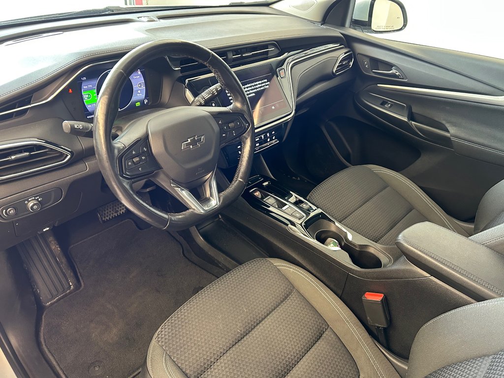 2023 Chevrolet BOLT EUV LT in Boucherville, Quebec - 19 - w1024h768px