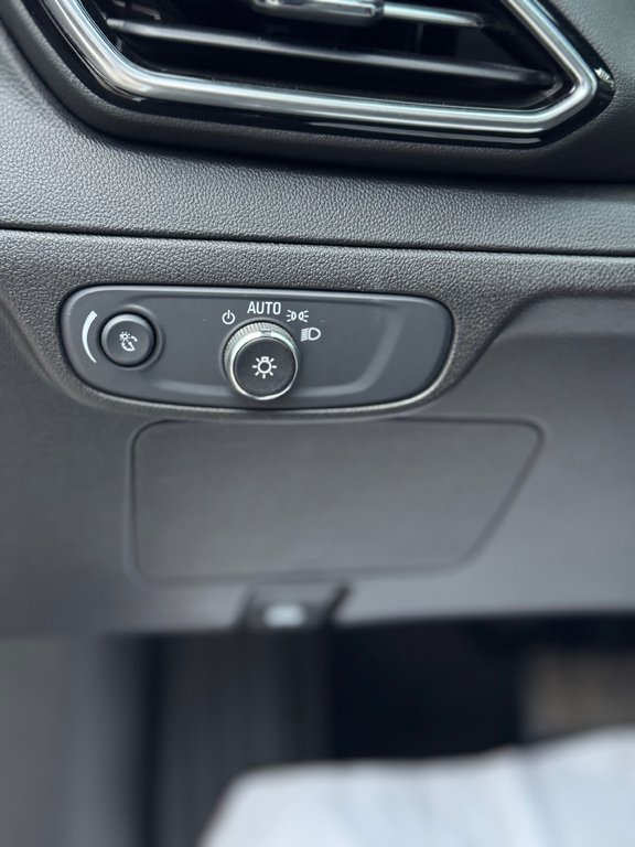 2023 Chevrolet Bolt EUV LT Caméra De Recul in Terrebonne, Quebec - 11 - w1024h768px