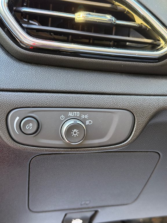 Chevrolet Bolt EUV LT Bas Kilométrage 2023 à Terrebonne, Québec - 10 - w1024h768px