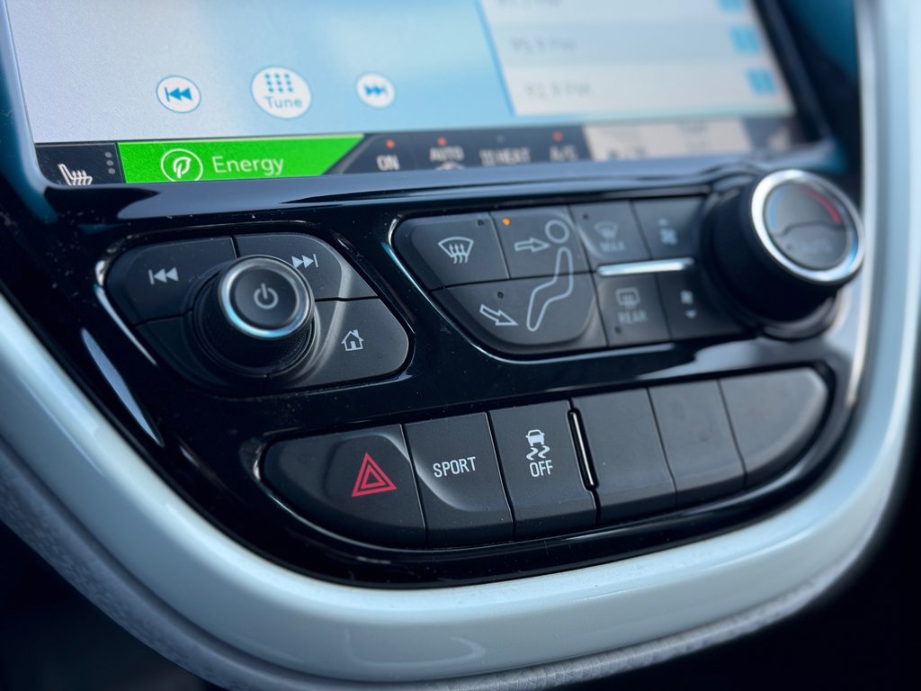 Chevrolet Bolt EV LT Caméra De Recul 2021 à Terrebonne, Québec - 18 - w1024h768px