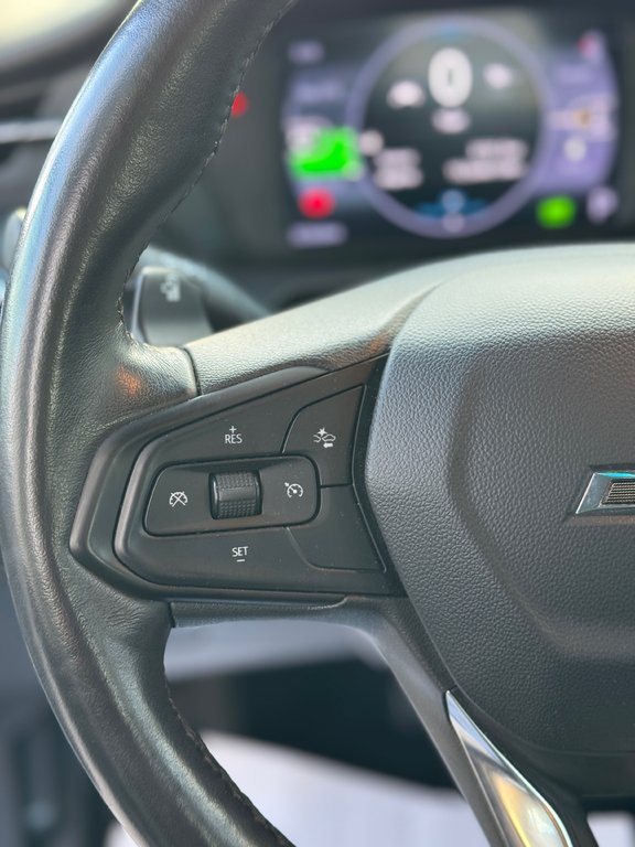 2023 Chevrolet Bolt EV 1LT bas Kilométrage in Terrebonne, Quebec - 13 - w1024h768px