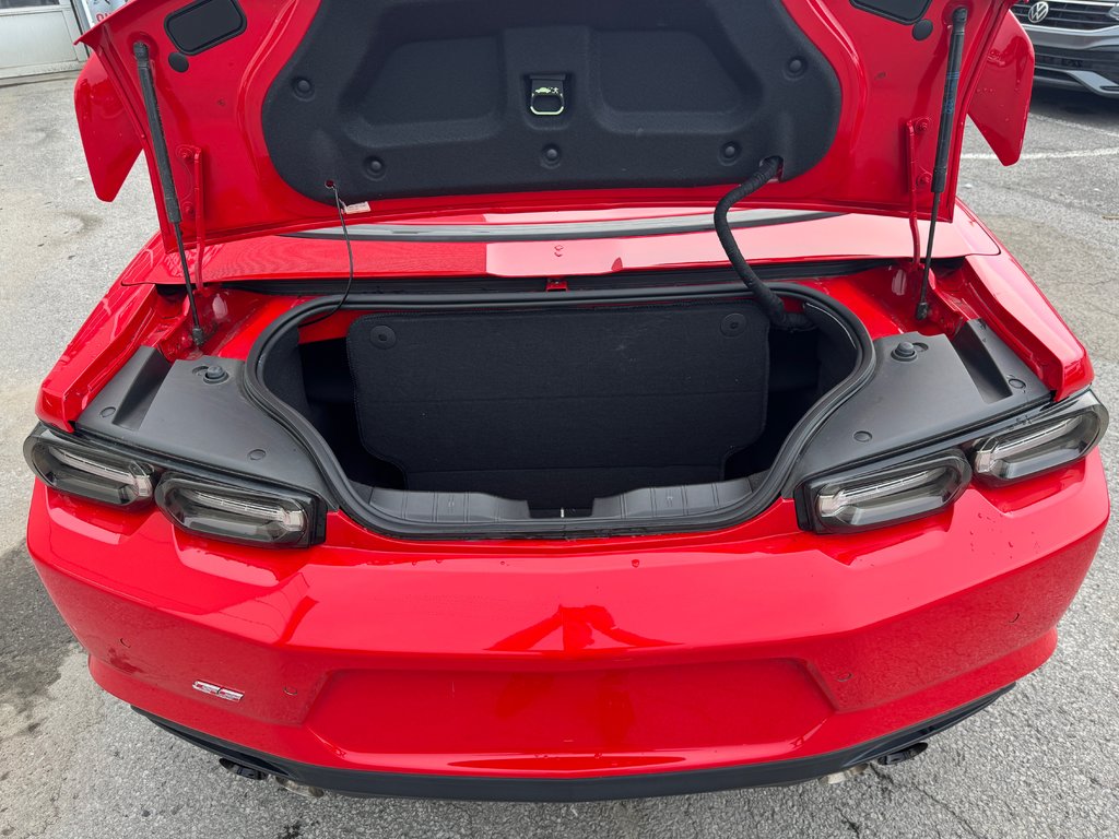 2019 Chevrolet Camaro 2SS Cuir Convertible V8 in Terrebonne, Quebec - 24 - w1024h768px