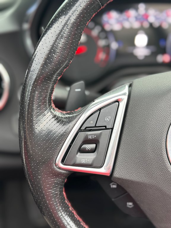 2019 Chevrolet Camaro 2SS Cuir Convertible V8 in Terrebonne, Quebec - 11 - w1024h768px