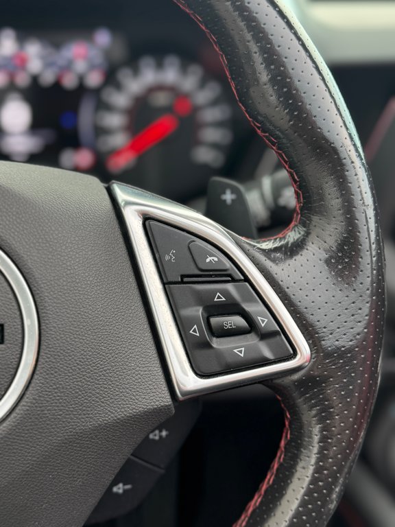 2019 Chevrolet Camaro 2SS Cuir Convertible V8 in Terrebonne, Quebec - 12 - w1024h768px
