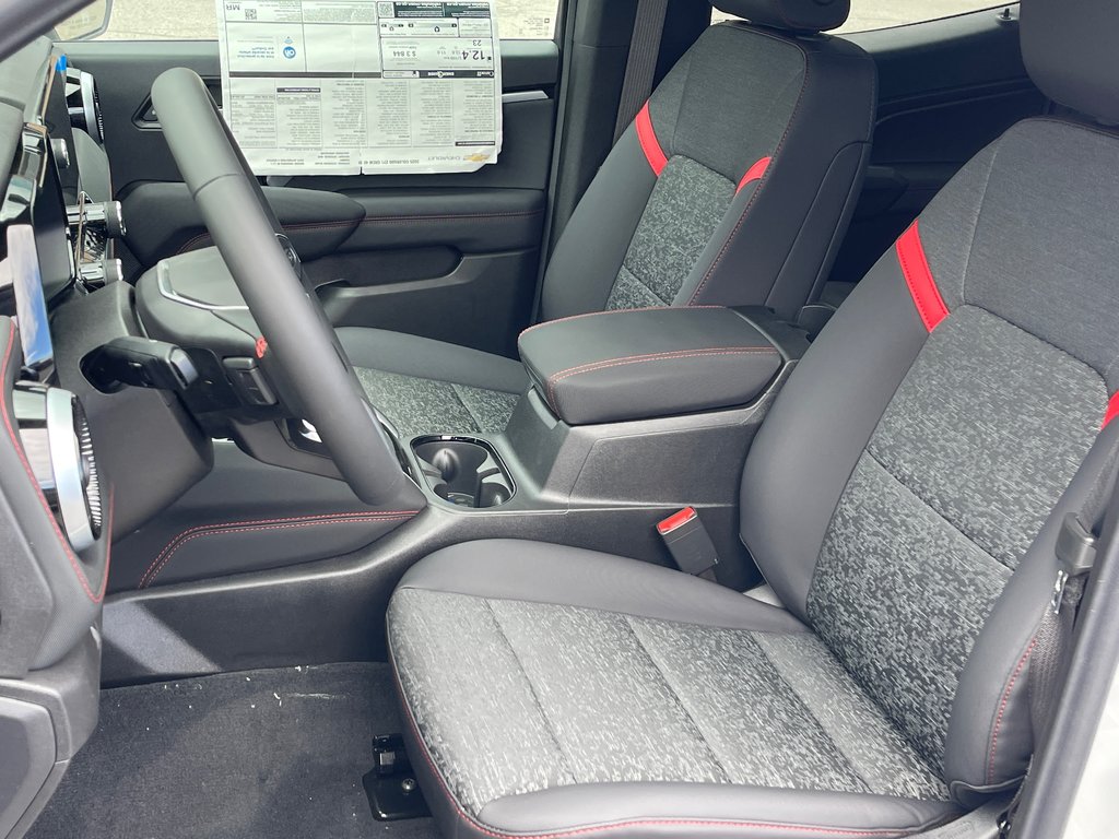 Chevrolet Colorado  2025 à Montréal, Québec - 8 - w1024h768px