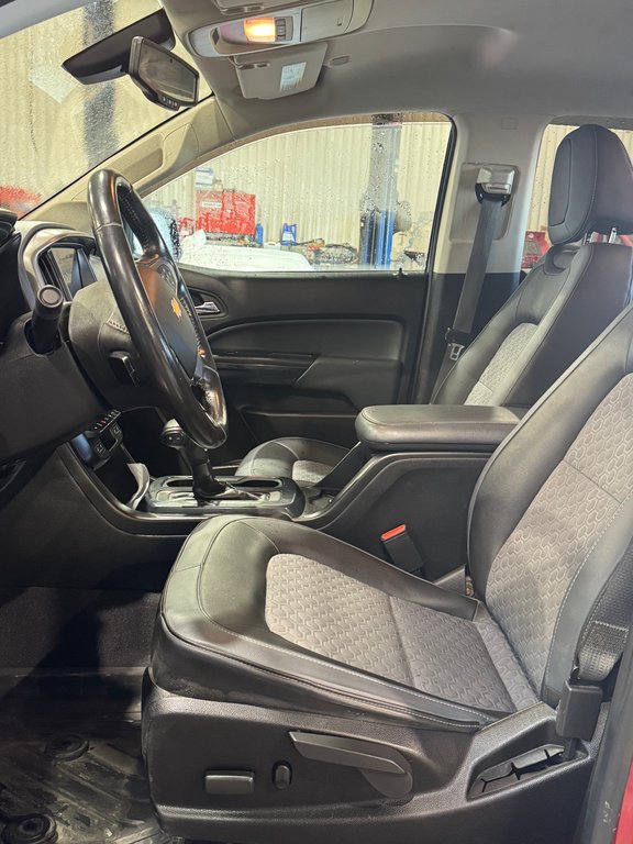2021 Chevrolet Colorado 4WD Z71 Crew Cab V6 Bas Kilométrage in Terrebonne, Quebec - 8 - w1024h768px
