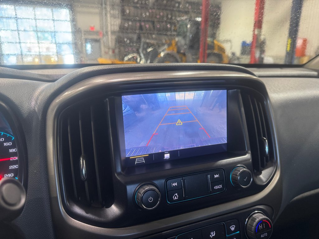 2021 Chevrolet Colorado 4WD Z71 Crew Cab V6 Bas Kilométrage in Terrebonne, Quebec - 14 - w1024h768px
