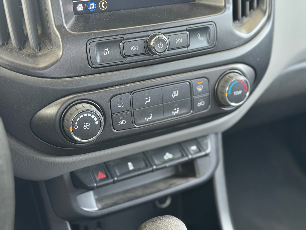 2022 Chevrolet Colorado 4WD Work Truck in Terrebonne, Quebec - 16 - w1024h768px