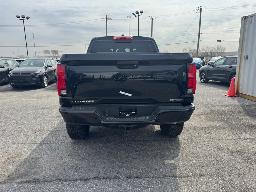 Chevrolet COLORADO 4WD CREW CAB ZR2 SHORT BOX (4ZR) 4WD 2026 à Terrebonne, Québec - 5 - w1024h768px